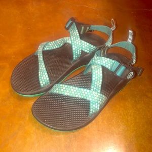 chacos